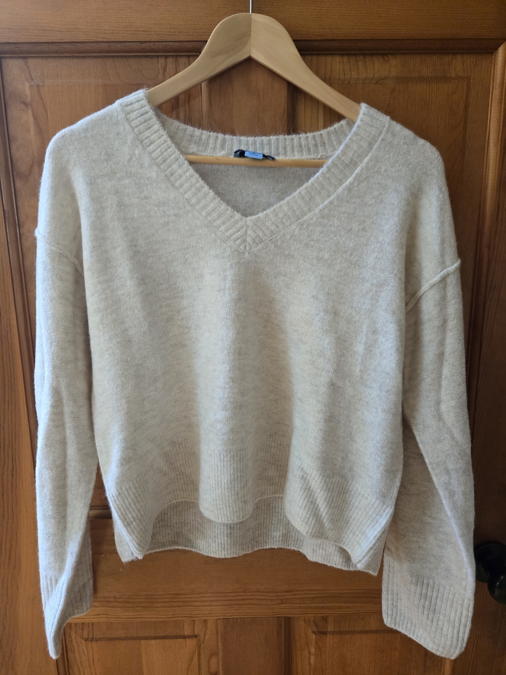 CeCe Cream V-Neck Pullover Sweater